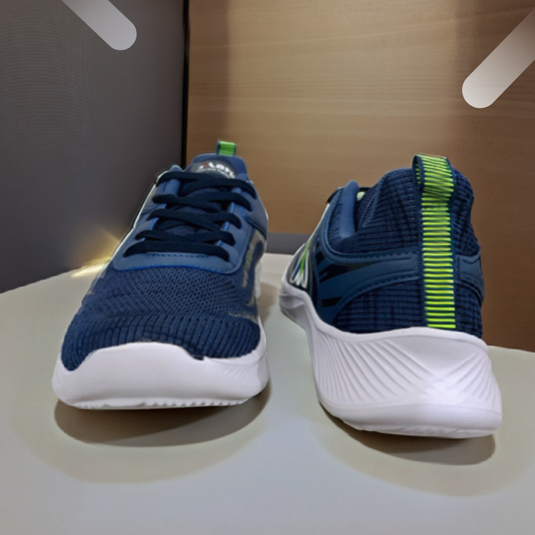 Mark ๐๐ข๐ ๐ก๐ญ ๐๐๐ข๐ ๐ก๐ญ ๐๐ฉ๐จ๐ซ๐ญ๐ฌ & ๐๐ฎ๐ง๐ง๐ข๐ง๐ ๐๐ก๐จ๐๐ฌ (SV 0334) - Image 2