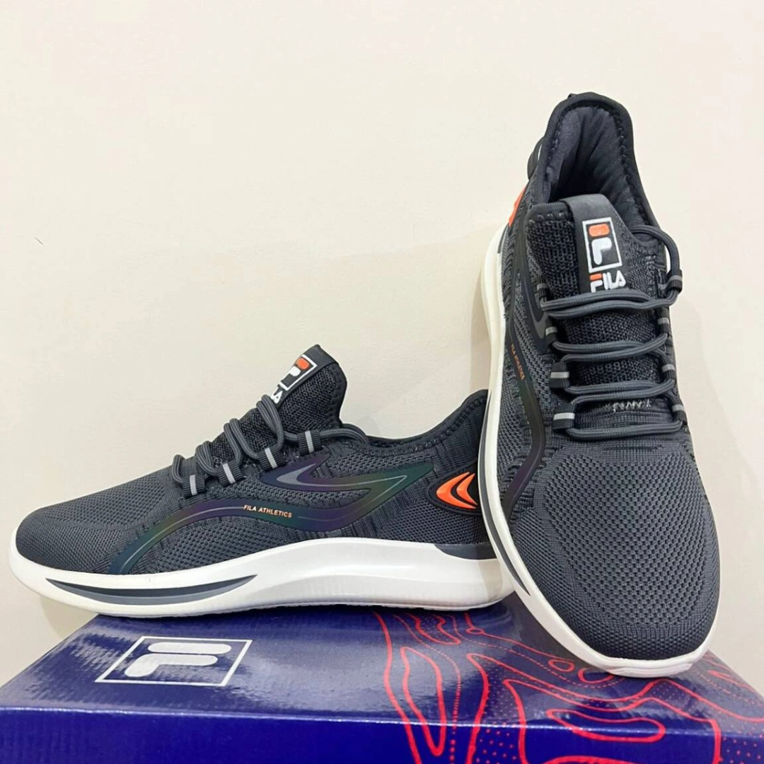 Men's Gray Mesh Running Shoes with Breathable Design - Image 2