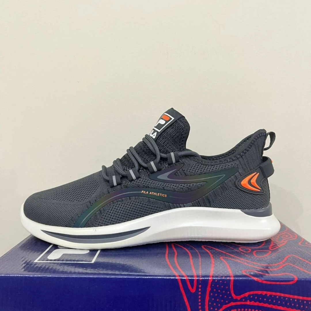 Men's Gray Mesh Running Shoes with Breathable Design - Image 3