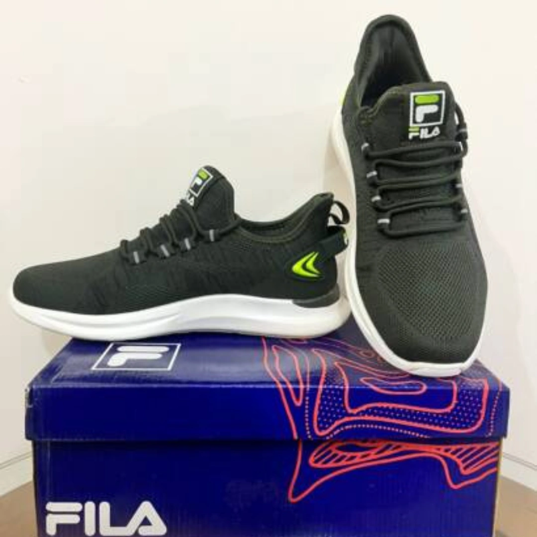 Men's Olive Green Mesh Running Shoes with Breathable Design - Image 3